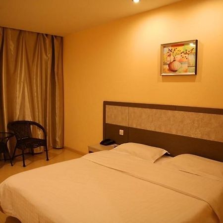 Huiquan Hotel Yantai Esterno foto